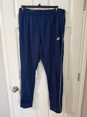 NWT Nike Mens Navy Track Pants with White Side Piping